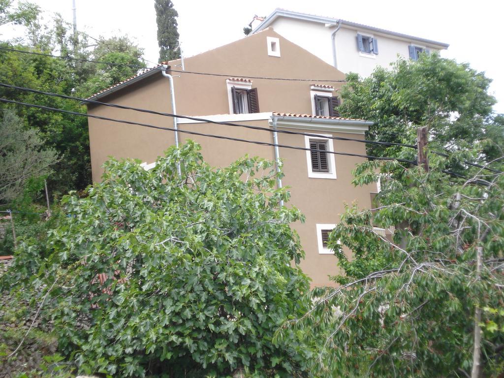Apartment Surdic ヴァルン エクステリア 写真