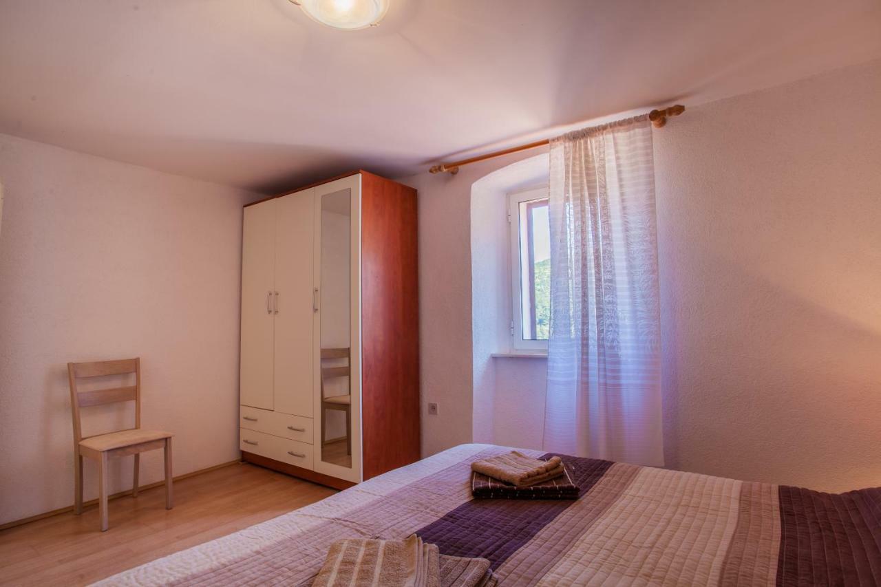 Apartment Surdic ヴァルン エクステリア 写真