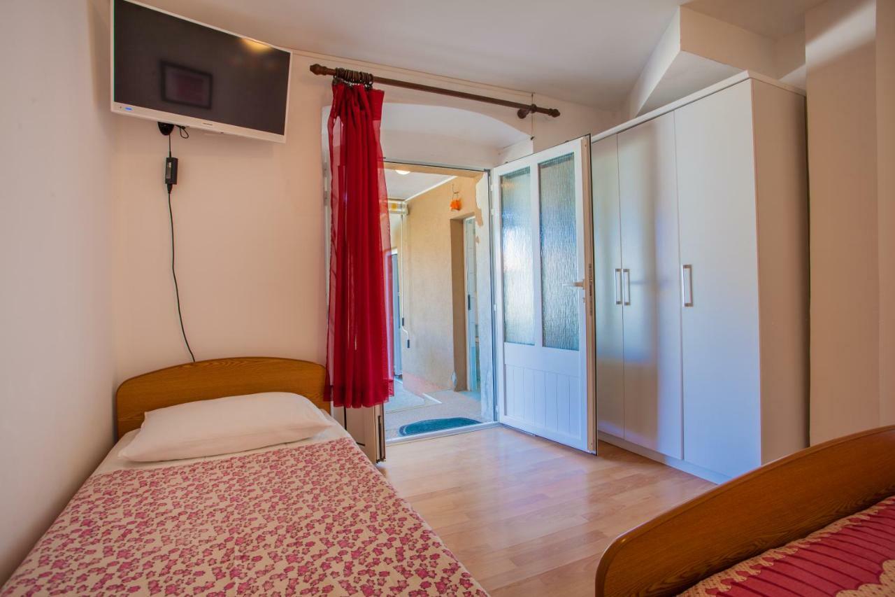 Apartment Surdic ヴァルン エクステリア 写真